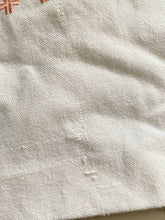 Load image into Gallery viewer, GRADE B Toman White (read description)